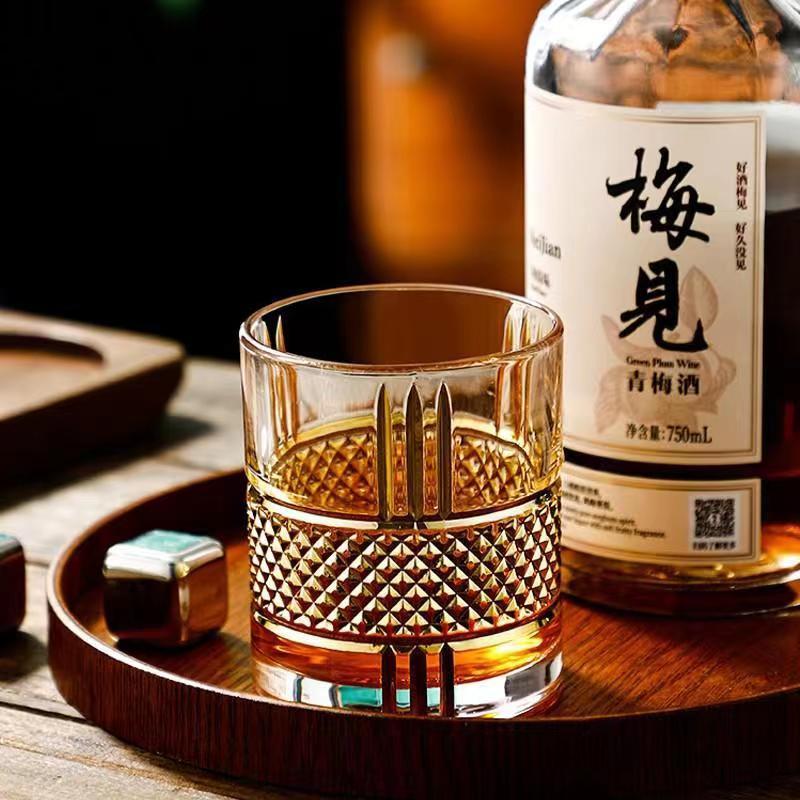 Whisky Beer And Wine - Gaya Eropa Mewah Emas Kuno Wiski