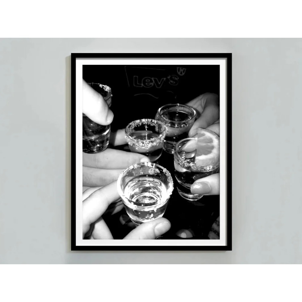 Hitam dan putih bar sampanye b - Whisky Beer And Wine ulasan dan harga